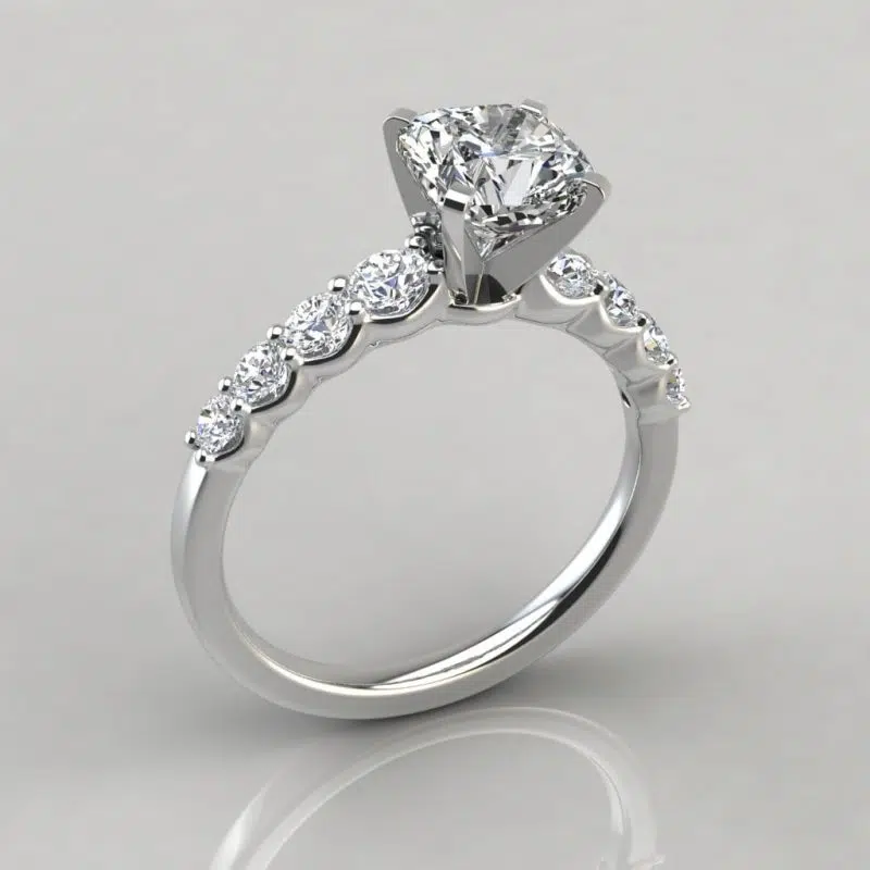 Graduated Side Stone Cushion Cut Moissanite Engagement Ring