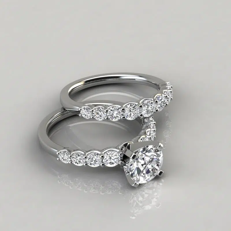 Moissanite Graduated Round Cut Moissanite Bridal Set