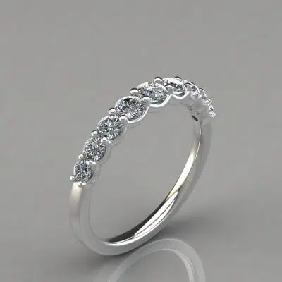 0.63Ct Graduated Round Cut Wedding Band